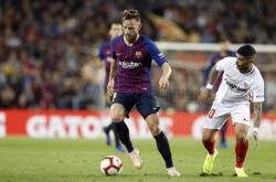 开云足球直播-巴塞罗那主场大破对手，保持不败