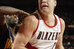 开云足球直播-比赛中球员的身体素质成为决定因素