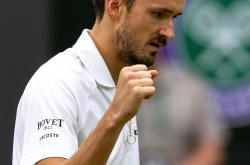 开云体育app-年终总决赛碾压温网，梅德韦杰夫状态火热