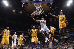 开云体育在线-雷恩铁壁锁北非雄狮，劳塔罗神锋之夜铸就传奇