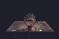 开云官方app入口-灰熊关键战突围快船，詹姆斯成为关键先生