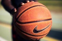 开云体育-逆转的艺术，从年终总决赛到拉沃尔杯，梅德韦杰夫如何用关键制胜改写历史