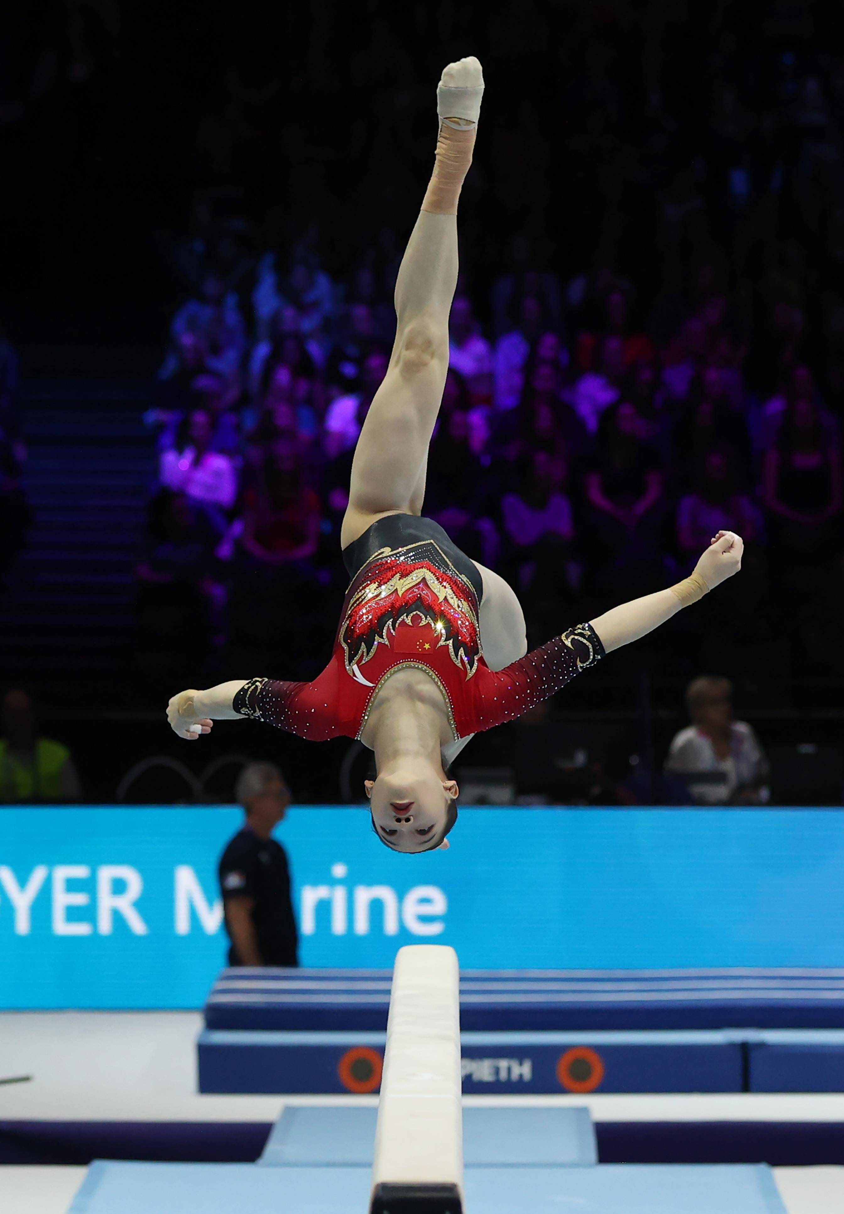 竞技体操：美国选手获得平衡木金牌的简单介绍