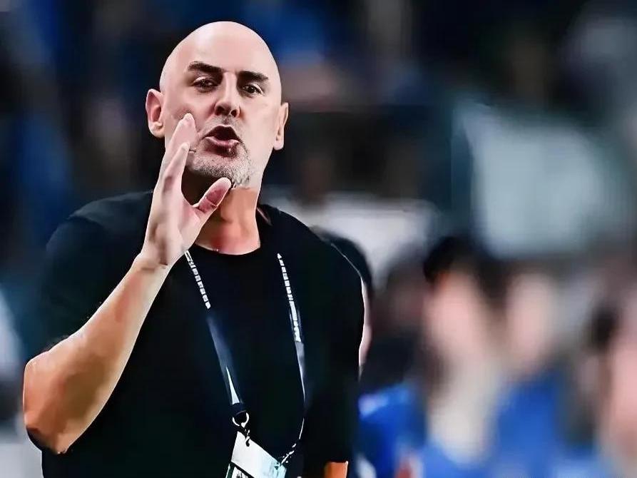 斯图加特俱乐部新锐球员出色，赢得主教练青睐的简单介绍