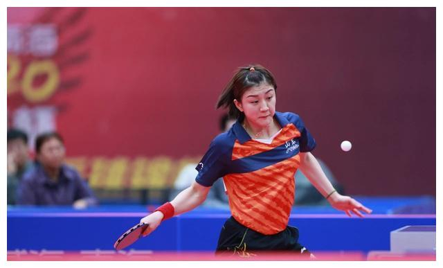 包含捷克队扬起斗志：为追求胜利全面调整阵容的词条