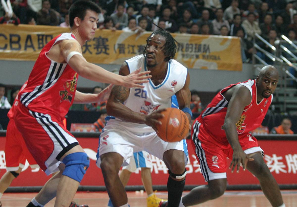 关于爆发对抗!球员表现出色展示队伍实力的信息 关于爆发对抗!球员表现出色展示队伍实力的信息