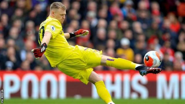 关于多特蒙德血洗瑞典，乔瓦尼·雷纳绝境逆转的信息