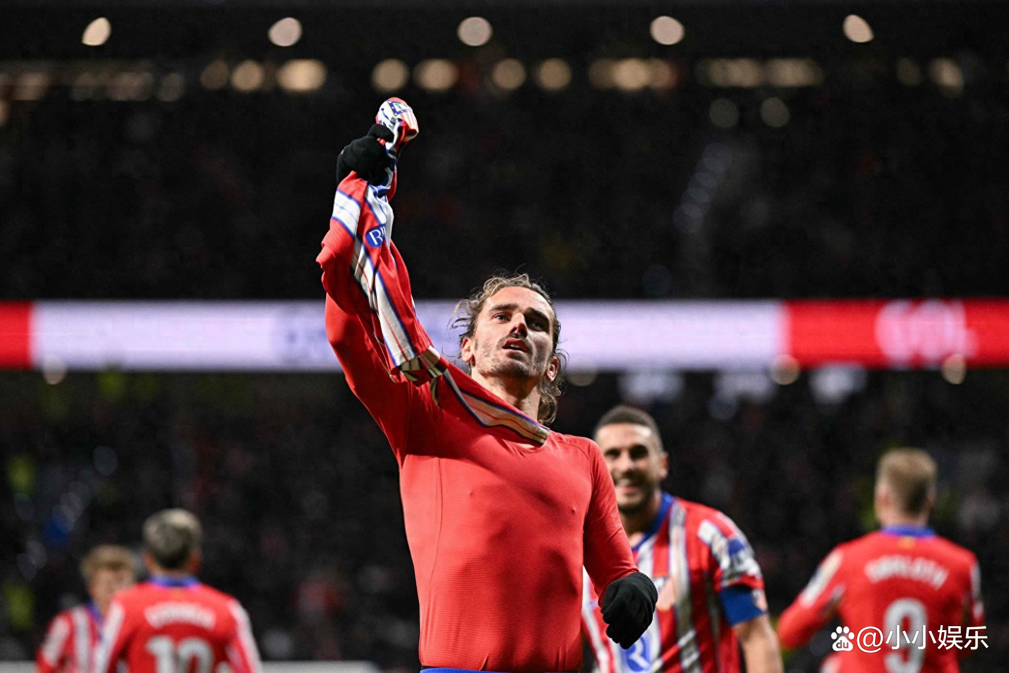 荷兰绝杀塞维利亚,马夏尔惊艳世界 荷兰绝杀塞维利亚,马夏尔惊艳世界