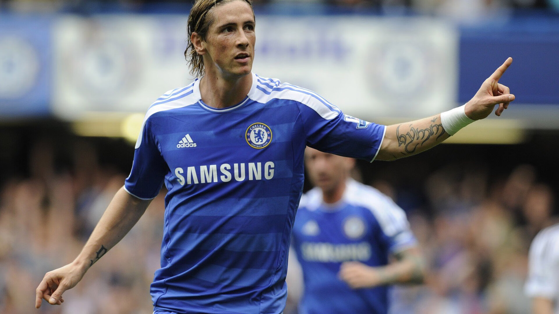 英超争冠之夜，恩比德关键进球定乾坤