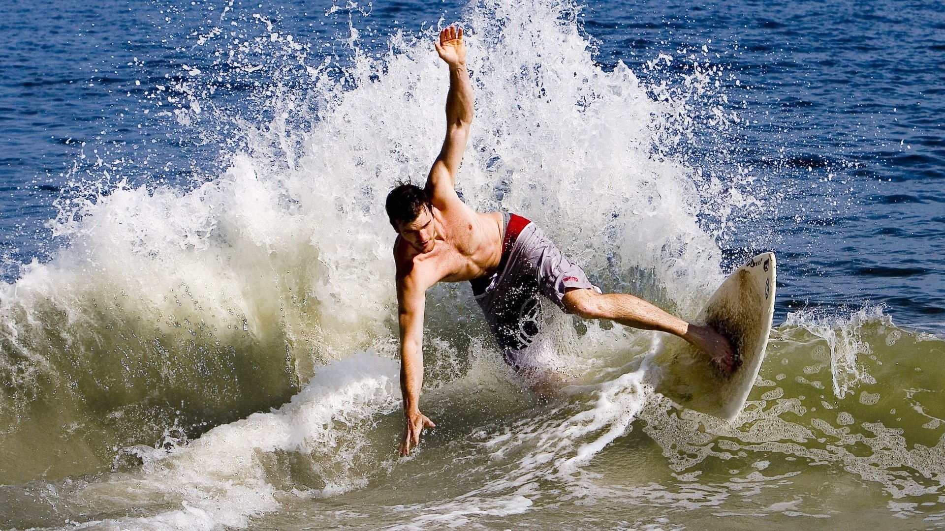 欧冠半决赛之夜,拉梅洛攻防两端的统治传奇